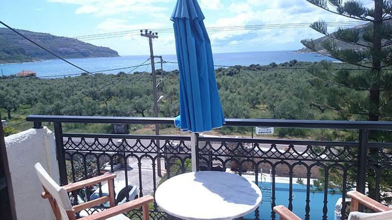 Lithos By The Sea Bed & Breakfast Neo Oitilo Bagian luar foto