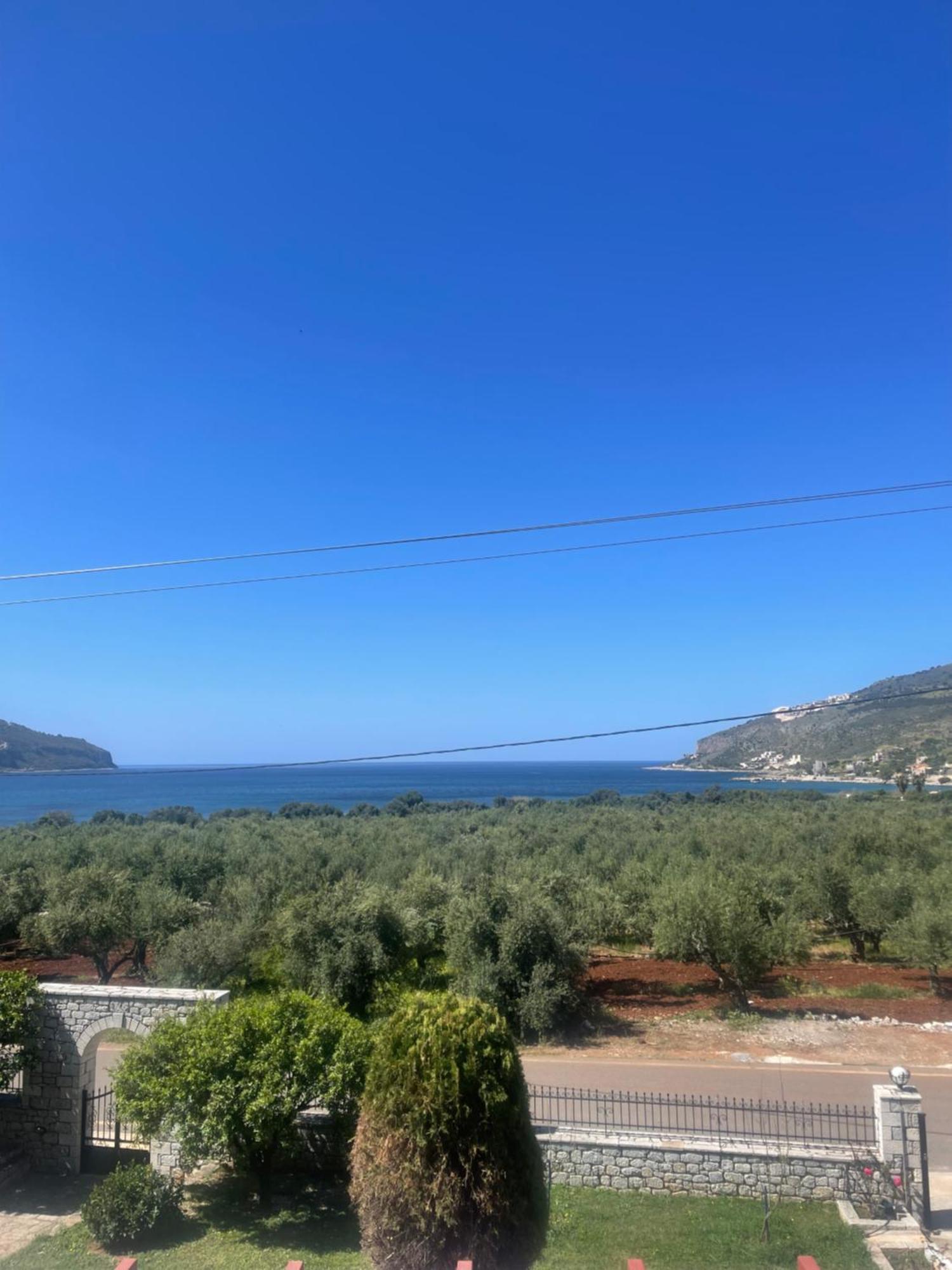 Lithos By The Sea Bed & Breakfast Neo Oitilo Bagian luar foto